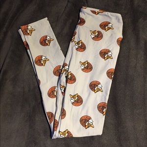 NWOT LuLaRoe Legging OS